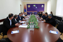 Քննարկվել են ԼՂ-ից բռնի տեղահանված քաղաքացիներին  վերաբերող մի շարք հարցեր