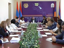 «Մարզում այս պահին 174 միլիոն դոլարի շինարարություն է արվում. ես այդ ծրագրերին պետք է տիրություն անեմ իմ սեփականի պես: Տեմպ տվեք՝ արագ գնանք առաջ». Լոռու մարզպետ